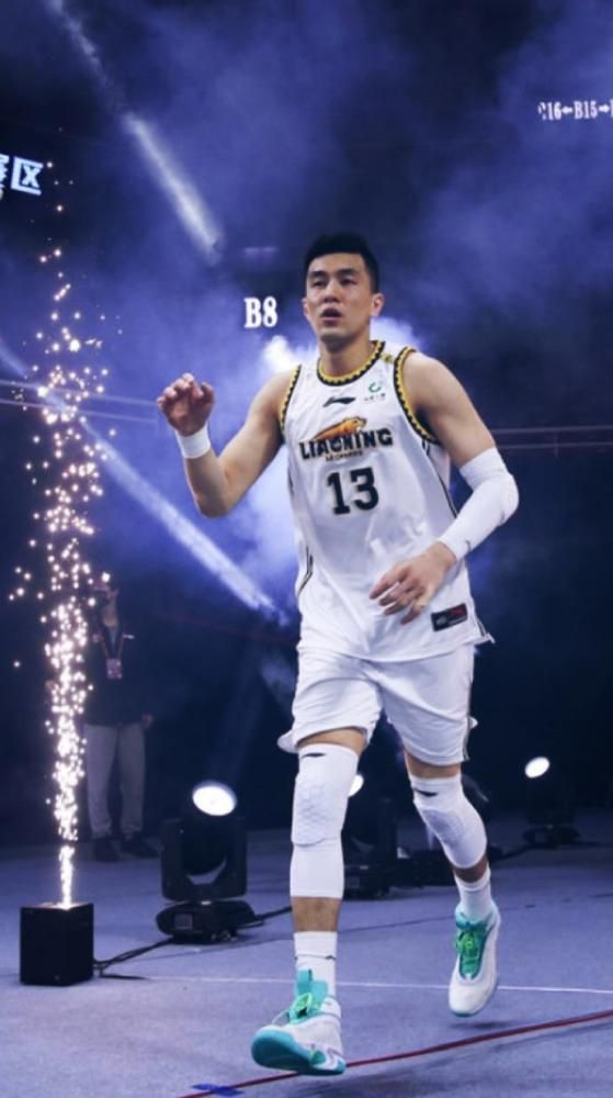 最终罗马1-1佛罗伦萨。